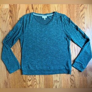 Belle Du Jour Essential Sweater Womens Dark Green Long Sleeve Pullover Sweater